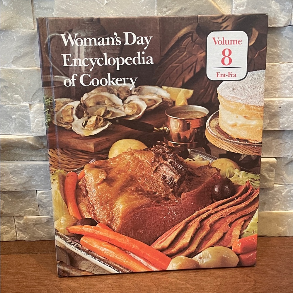 Woman's Day Encyclopedia of Cookery Volume 8
